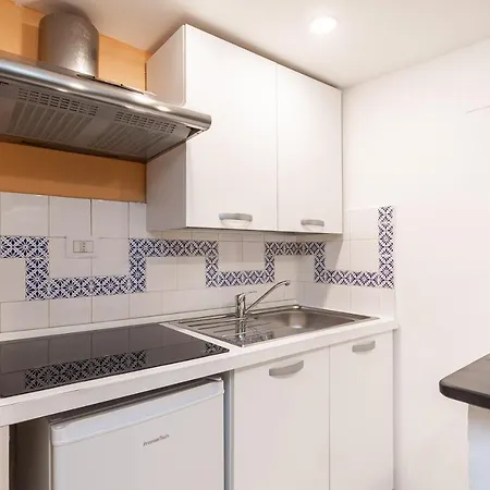 Apartment Pieno Centro A 5 Min Acquario Genoa