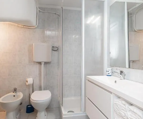 Lejlighed Pieno Centro A 5 Min Acquario Genova