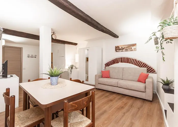 Pieno Centro A 5 Min Acquario *